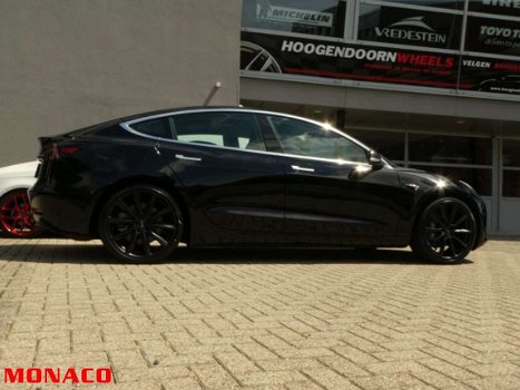 Tesla 3 20 inch complete set DIRECT leverbaar € 1689,- - 4