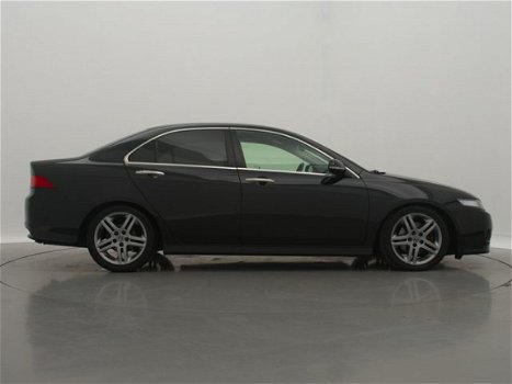 Honda Accord - 2.2 CTDi Sport / LEDER - ALCANTARA / AIRCO-ECC / CRUISE CONTR. / EL. PAKKET / PRIVACY - 1