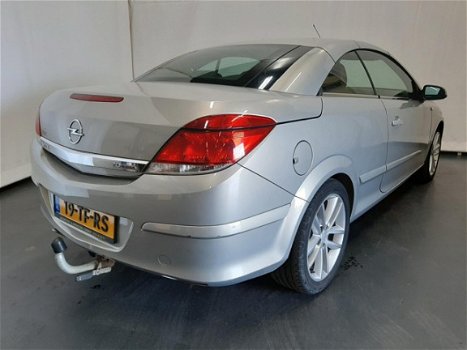 Opel Astra TwinTop - 2.0 T Cosmo Airco Trekhaak 1e eigenaar - 1