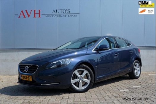 Volvo V40 - 2.0 D4 Momentum Business - 1