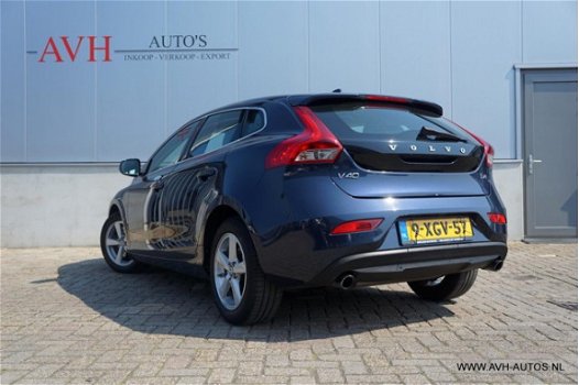 Volvo V40 - 2.0 D4 Momentum Business - 1