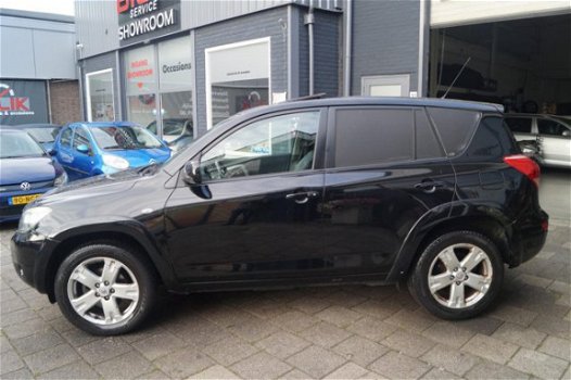 Toyota RAV4 - 2.2 D-Cat Dynamic / Clima / Cruise / Schuifdak - 1