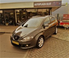 Seat Altea XL - 1.6 Stylance /zeer mooie en goed onderhouden /airco/1e eigenaar/lage km+nap+nw apk