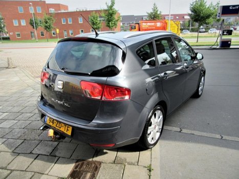 Seat Altea XL - 1.6 Stylance /zeer mooie en goed onderhouden /airco/1e eigenaar/lage km+nap+nw apk - 1