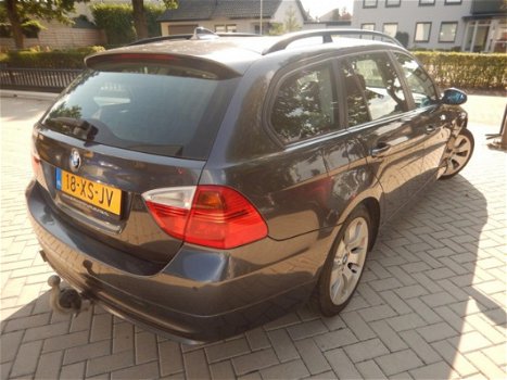 BMW 3-serie Touring - 318d High Executive 1-EIGENAARNIEUWSTAAT - 1