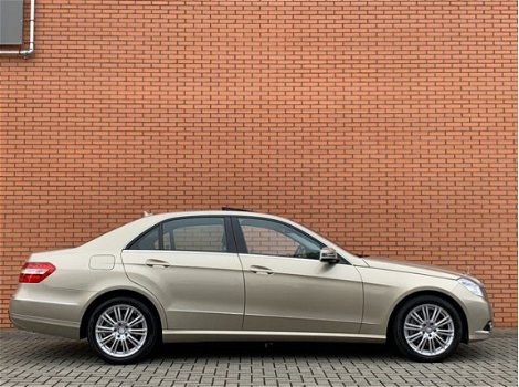 Mercedes-Benz E-klasse - 250 CDI Elegance | Cruise Control | Airconditioning | Parkeersensoren | Tre - 1