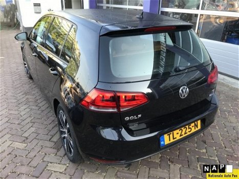 Volkswagen Golf - 1.6 TDI * EDITION * LEDER * NAVIGATIE - 1