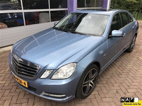 Mercedes-Benz E-klasse - 350 CDI Elegance * SCHUIFDAK * NAVIGATIE - 1