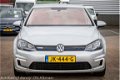 Volkswagen e-Golf - (incl. BTW € 21.950) AUTOMAAT, Groot Navi, Led koplampen, Stoelverwarming - 1 - Thumbnail