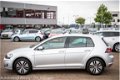 Volkswagen e-Golf - (incl. BTW € 21.950) AUTOMAAT, Groot Navi, Led koplampen, Stoelverwarming - 1 - Thumbnail