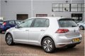 Volkswagen e-Golf - (incl. BTW € 21.950) AUTOMAAT, Groot Navi, Led koplampen, Stoelverwarming - 1 - Thumbnail