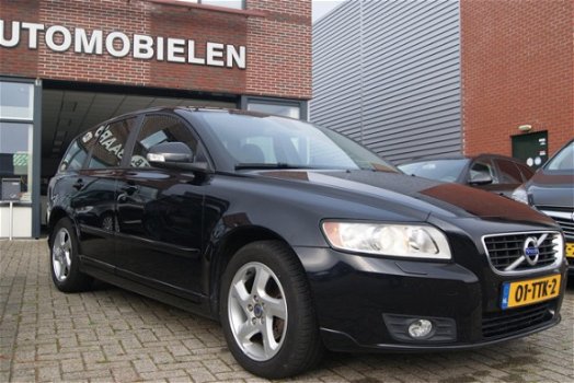 Volvo V50 - 2.0 145pk Limited Edition leder navi p.d.c - 1