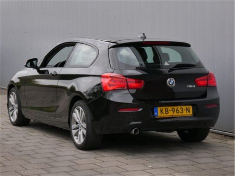 BMW 1-serie - 116d 116pk Centennial High Executive AUTOMAAT VAN: € 18.650, - VOOR: € 17.950, - 1