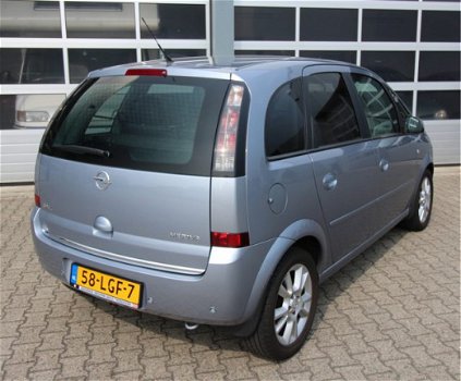 Opel Meriva - 1.6-16V Cosmo - 1