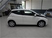 Toyota Aygo - 1.0 VVT-i x-play AIRCO / AUDIO / CV OP AFSTAND - 1 - Thumbnail