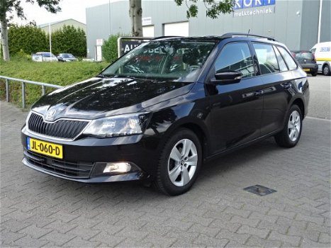 Skoda Fabia Combi - 1.4 TDI Businessline Navi Pdc - 1