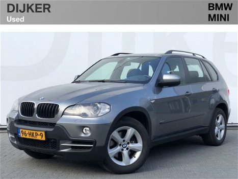 BMW X5 - 3.0d High Executive | Navigatie Professional | PDC Voor / Achter | Trekhaak | Comfortstoel - 1