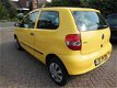 Volkswagen Fox - KOOPJE 1.2 Trendline 2006 GEEL , zo mee , met 1 Jr. Apk € 1950. - 1 - Thumbnail