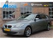 BMW 5-serie Touring - 520d Business Line Facelift, Automaat, Navi Pro, Leder, Pano dak, Cruise, ECC - 1 - Thumbnail