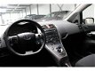 Toyota Auris - 1.8 Hybrid Aspiration Automaat 5-Drs - 1 - Thumbnail