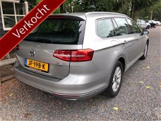 Volkswagen Passat Variant - 1.6 TDI Comf.Line Connected ERGO/NAV/PDC/BTW