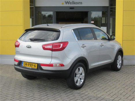 Kia Sportage - 2.0-16V X-ECUTIVE PLUS PACK Half Leder/Parkeerhulp/Climatic - 1