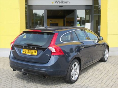 Volvo V60 - 1.6-16V 150PK T3 MOMENTUM Navi/Trekhaak/Climatic - 1