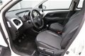 Toyota Aygo - 1.0 VVT-i 69pk 5D x-wave vouwdak AIRCO - 1 - Thumbnail