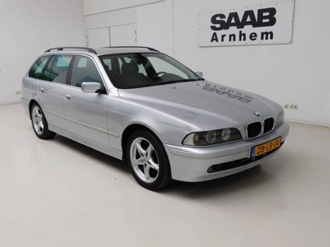 BMW 5-serie Touring - 520i Special Edition - 1