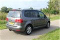 Volkswagen Touran - 2.0 TDI Highline BlueMotion Navi, ECC 5-persoons - 1 - Thumbnail