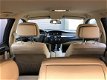 BMW 5-serie Touring - 520i Corporate Lease Business Line Edition I Navigatie/Leder/TH/LMV - 1 - Thumbnail