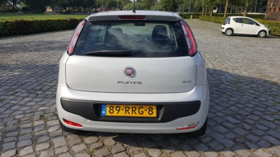 Fiat Punto Evo - 1.3 M-Jet Dynamic Airco, Prijs Pakker - 1