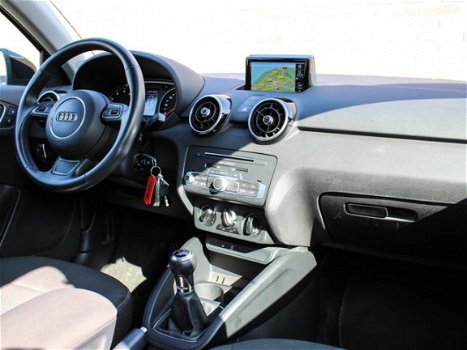 Audi A1 Sportback - 1.0 TFSI Adrenalin 95 PK S-line, navigatie, trekhaak - 1