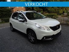 Peugeot 2008 - Puretech Style Navi Clima Airbags OK