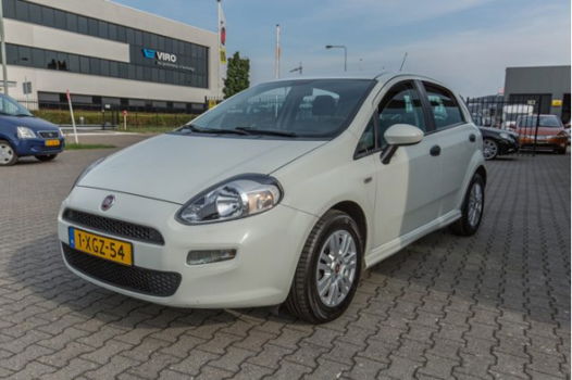 Fiat Punto - 0.9 TwinAir Turbo 100pk 5d Street - 1