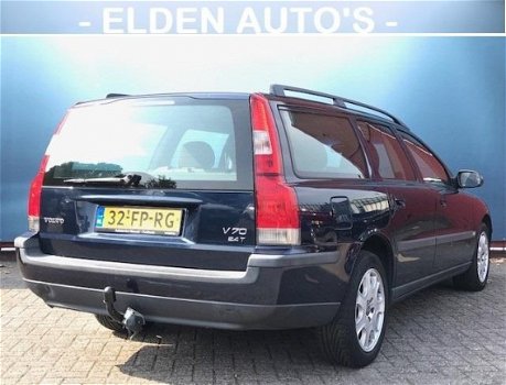 Volvo V70 - 2.4 T Comfort Line Youngtimer / NAP - 1