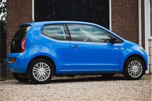 Volkswagen Up! - Bluemotion CUP Edition | AIRCO | SPORTVELGEN | NAVIGATIE | RADIO/CD - 1