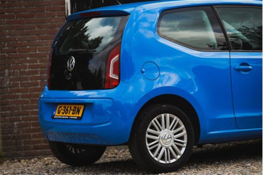 Volkswagen Up! - Bluemotion CUP Edition | AIRCO | SPORTVELGEN | NAVIGATIE | RADIO/CD - 1