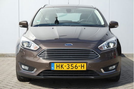 Ford Focus Wagon - Titanium 1.5 TDCI AUTOMAAT | TREKHAAK | Keyless | Navigatie | Cruise control | 17 - 1