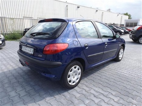 Peugeot 206 - XT 1.4 - 1