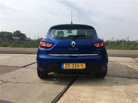 Renault Clio - 0.9 TCe Intense Half lederen bekleding | Navigatie | PDC | Airco - 1