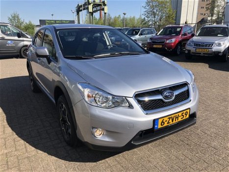 Subaru XV - 2.0i Luxury AWD Automaat | Trekhaak | Achteruitrijcamera | Hoge instap | - 1