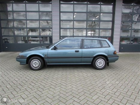 Honda Accord Aerodeck - 2.0i EX-ALB kat - 1