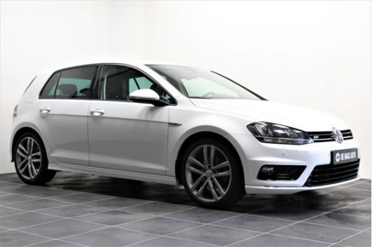 Volkswagen Golf - 1.4 TSI R Line/Led/18 inch/Navi/Highline - 1