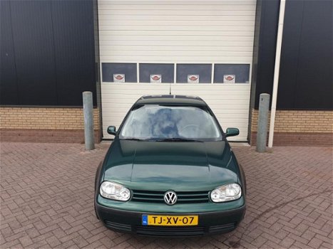 Volkswagen Golf - 1.6 Comfortline *AIRCO*TREKHAAK - 1