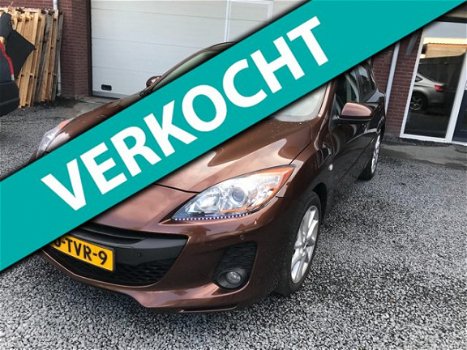 Mazda 3 - 3 1.6 CiTD Navigator / 1e eigenaar - 1