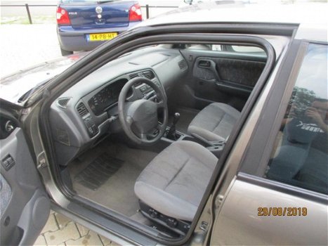 Nissan Primera - 2.0 GX - 1