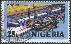Postzegels Nigeria – 1973 – Industrie en Ambachten (25)