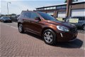 Volvo XC60 - 2.0 D4 181PK FWD AUTOMAAT MOMENTUM 1E EIG NAVI LEDER AFN.TREKHAAK 17INCH LMV EXTRA GETI - 1 - Thumbnail