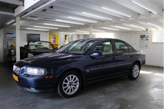 Volvo S80 - 2.4 Climate Line Nederlands geleverd, Airco ZEER MOOIE EN VOLLE AUTO weinig KM - 1